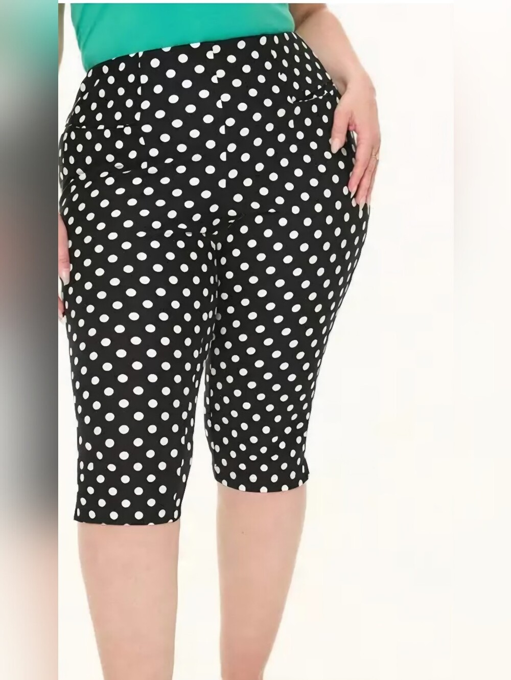 torrid Black and White Polka Dot Capri Pants